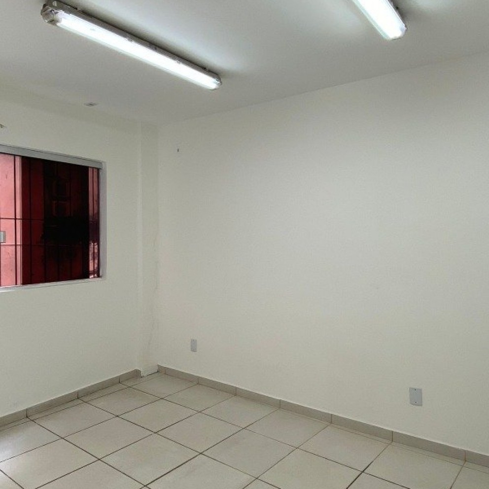 Prédio Comerical Com 3 Pavimentos