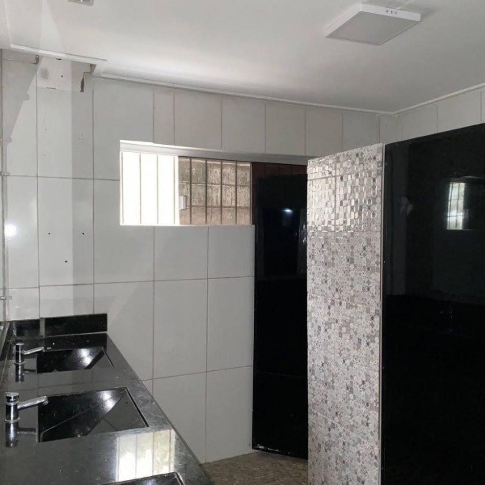 Prédio Comerical Com 3 Pavimentos