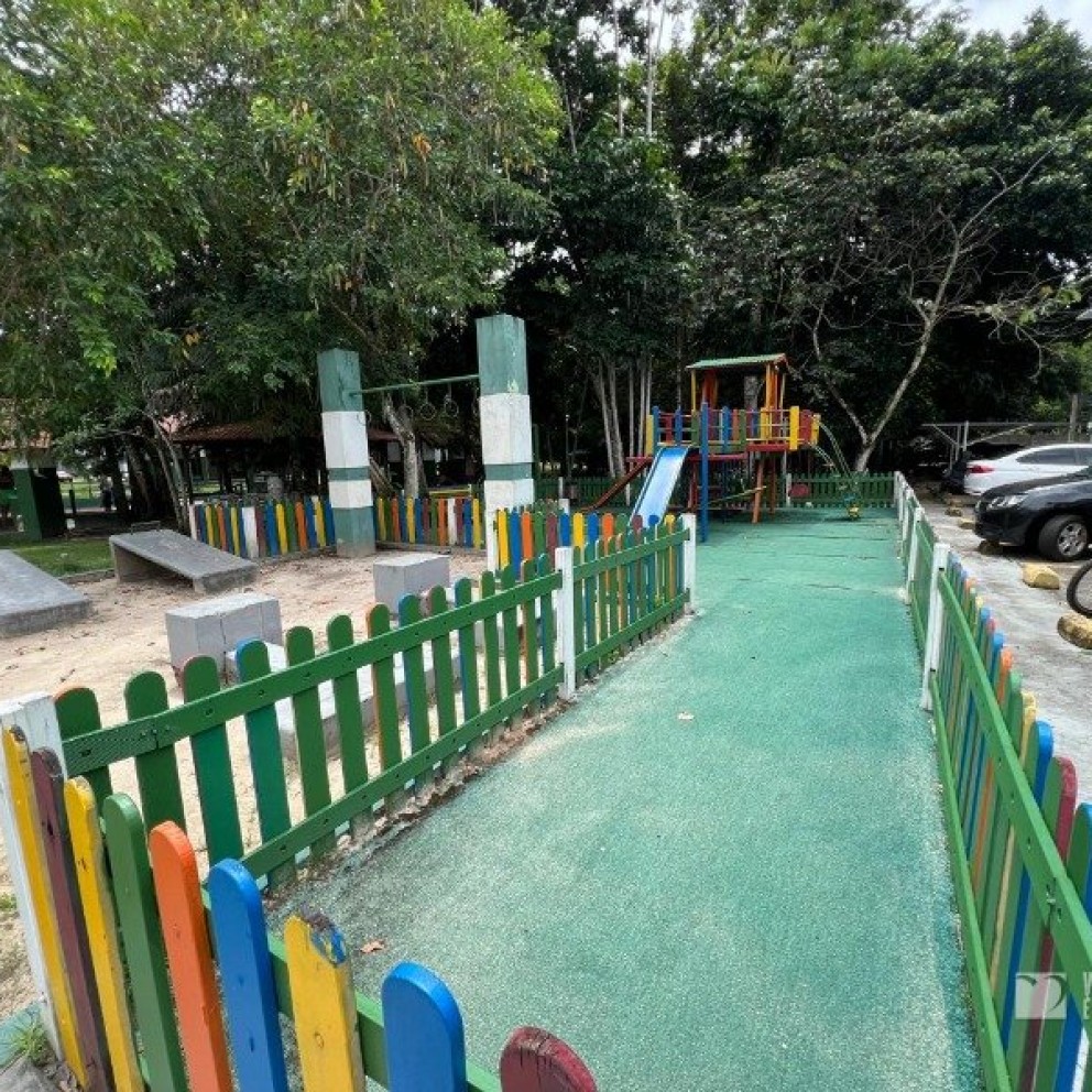 Ed. Safira Park