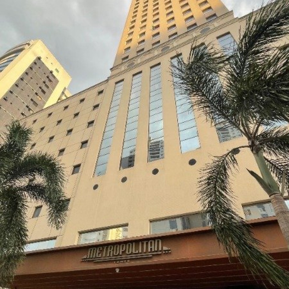 Ed. Metropolitan Tower