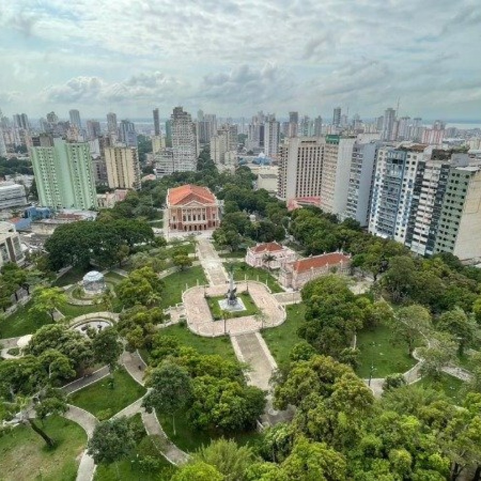 Ed. Diamond Tower