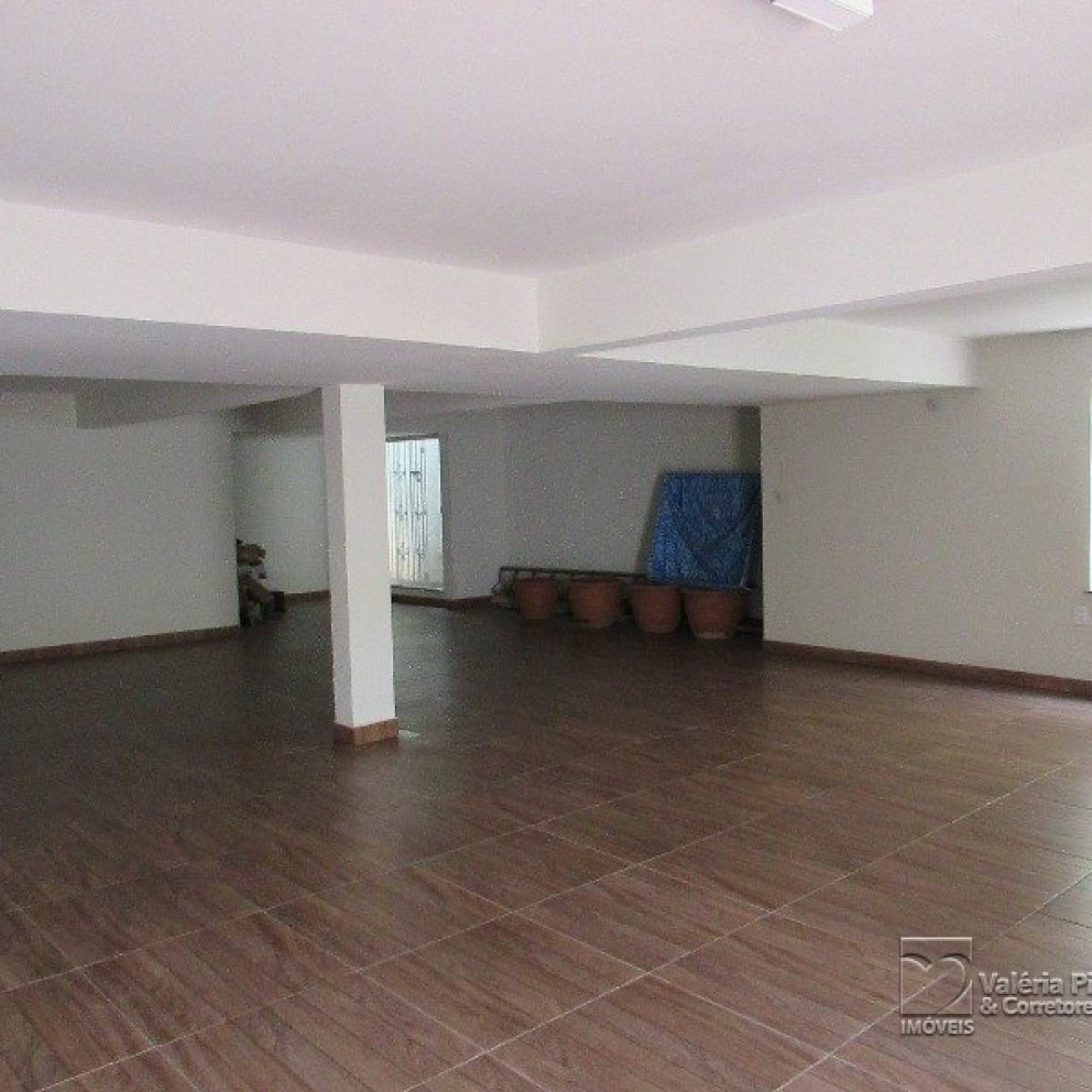 Casa Comercial