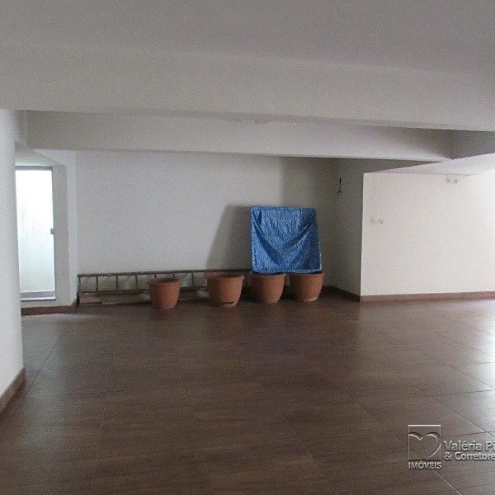 Casa Comercial