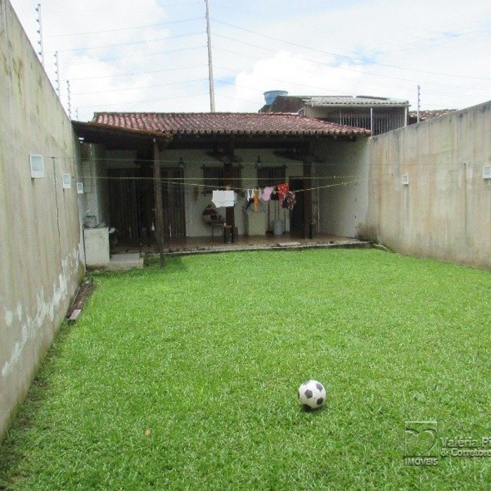 Casa Comercial
