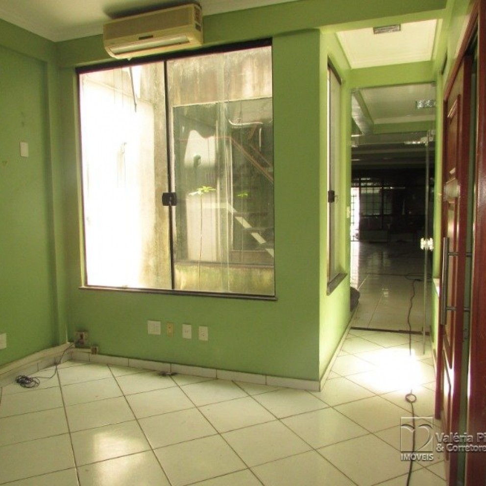 Casa Comercial