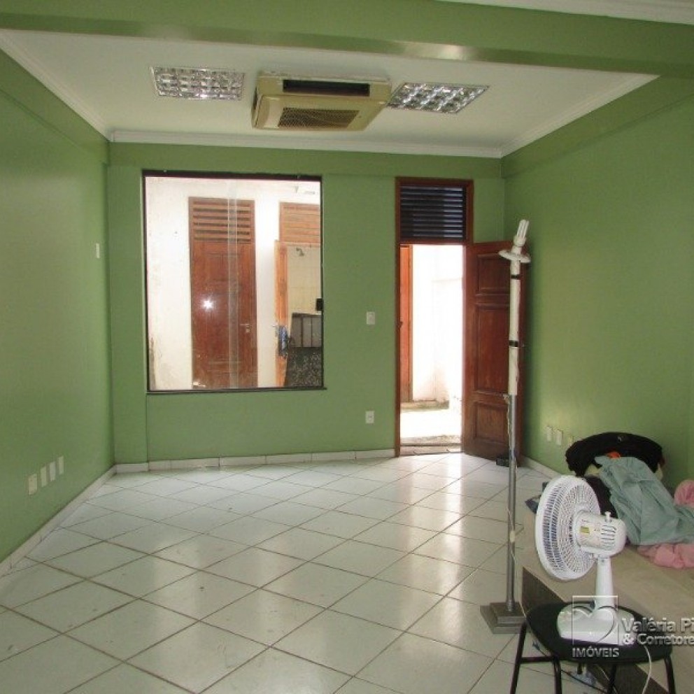 Casa Comercial