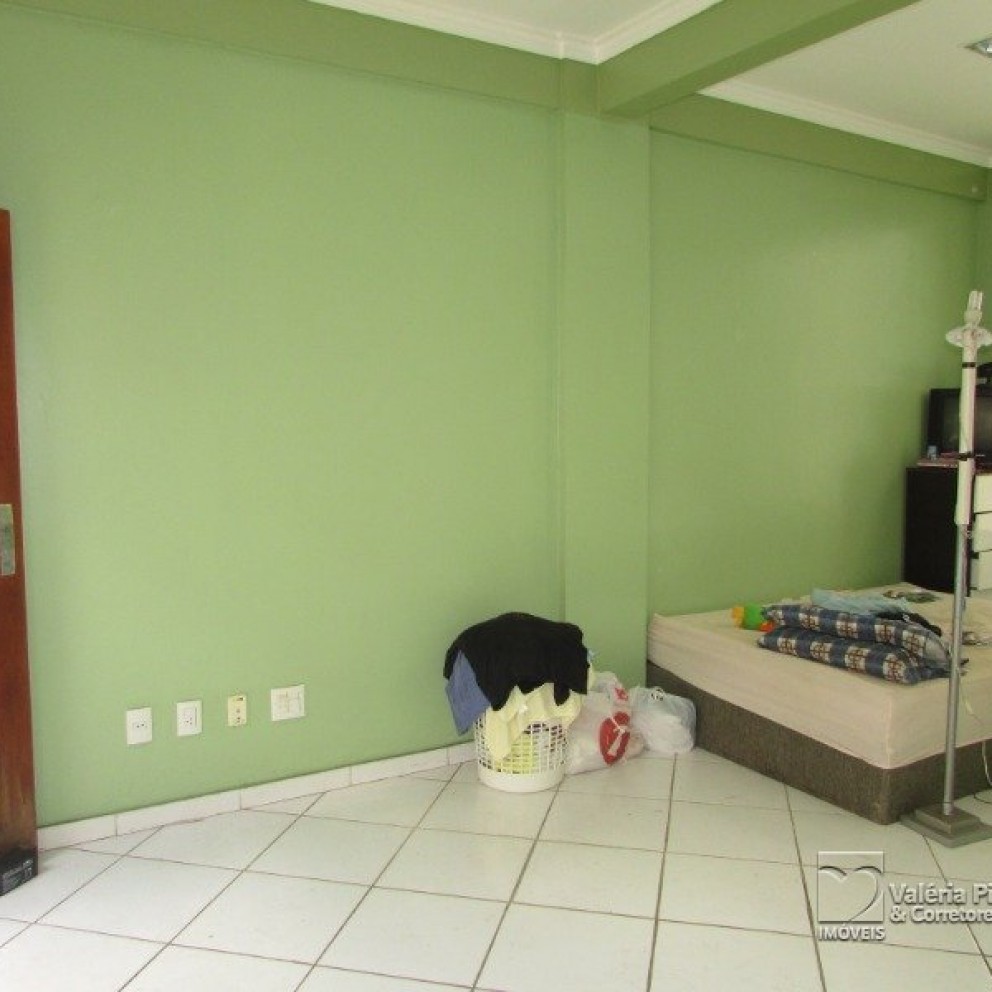 Casa Comercial