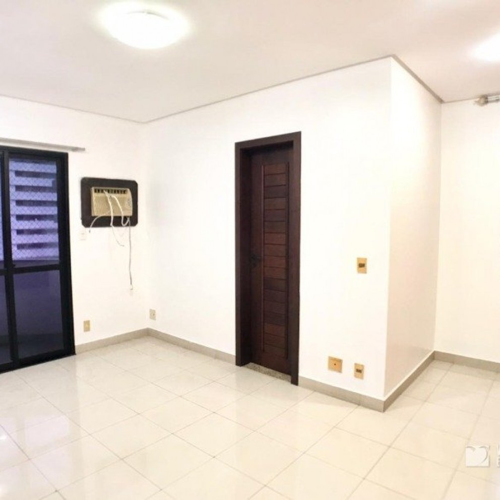 Ed. Astoria Tower Residence