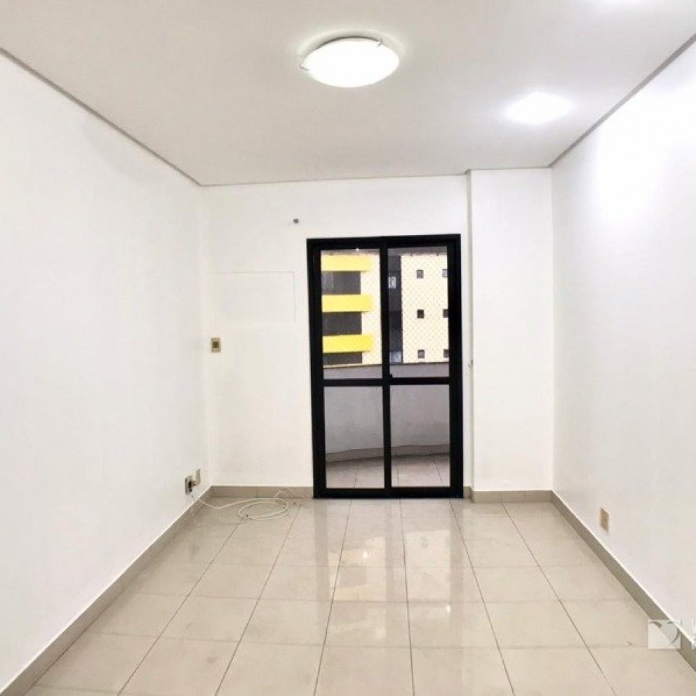 Ed. Astoria Tower Residence