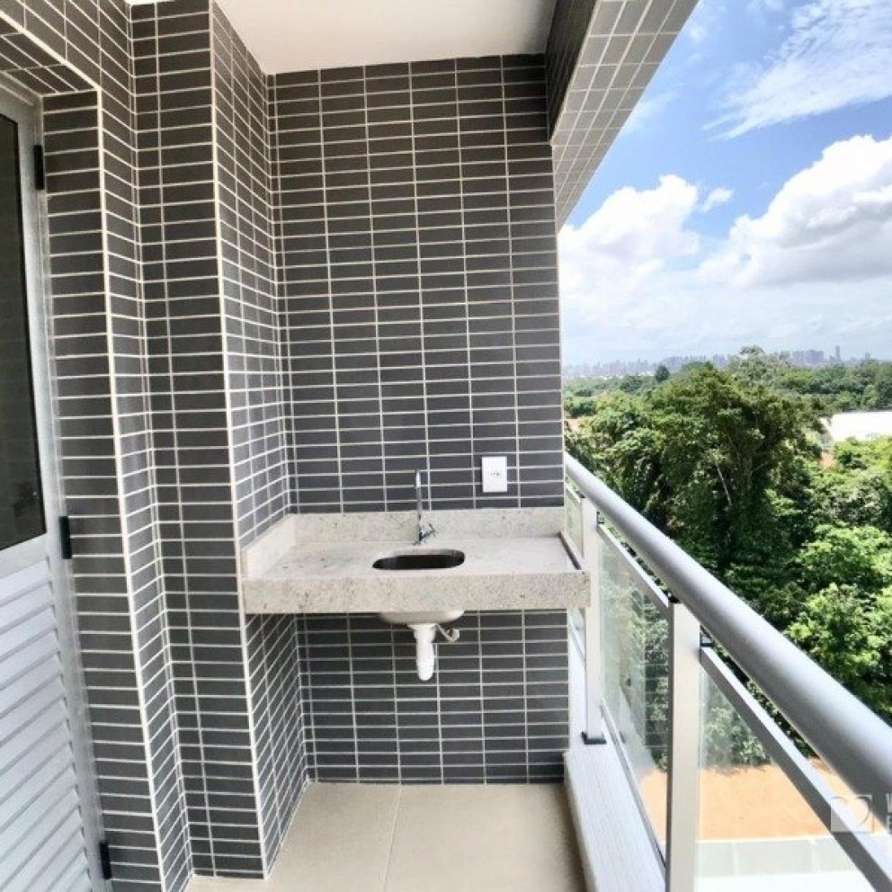 Ed. Breeze Residence
