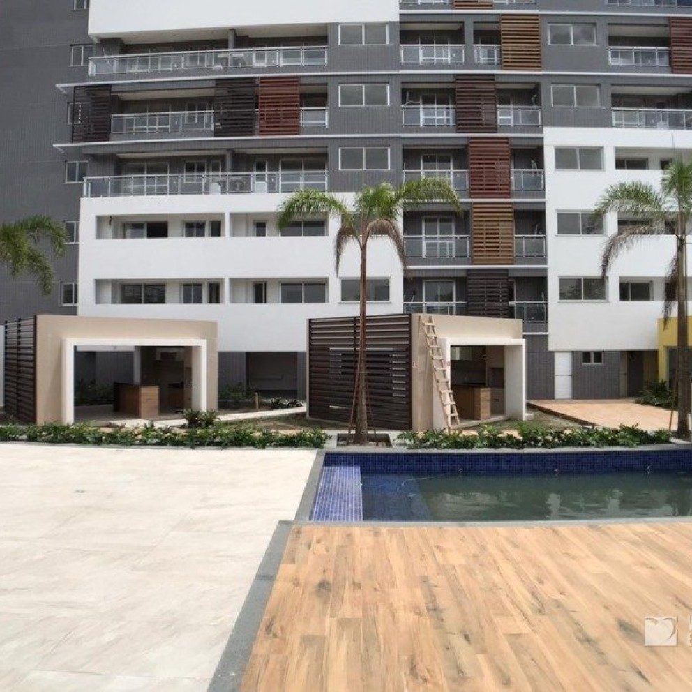 Ed. Breeze Residence