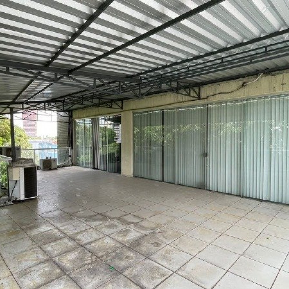 Prédio Comercial 