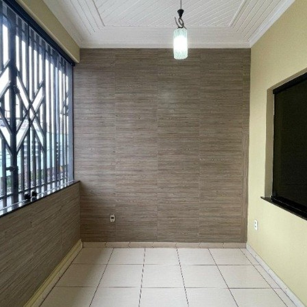 VILA FARAH