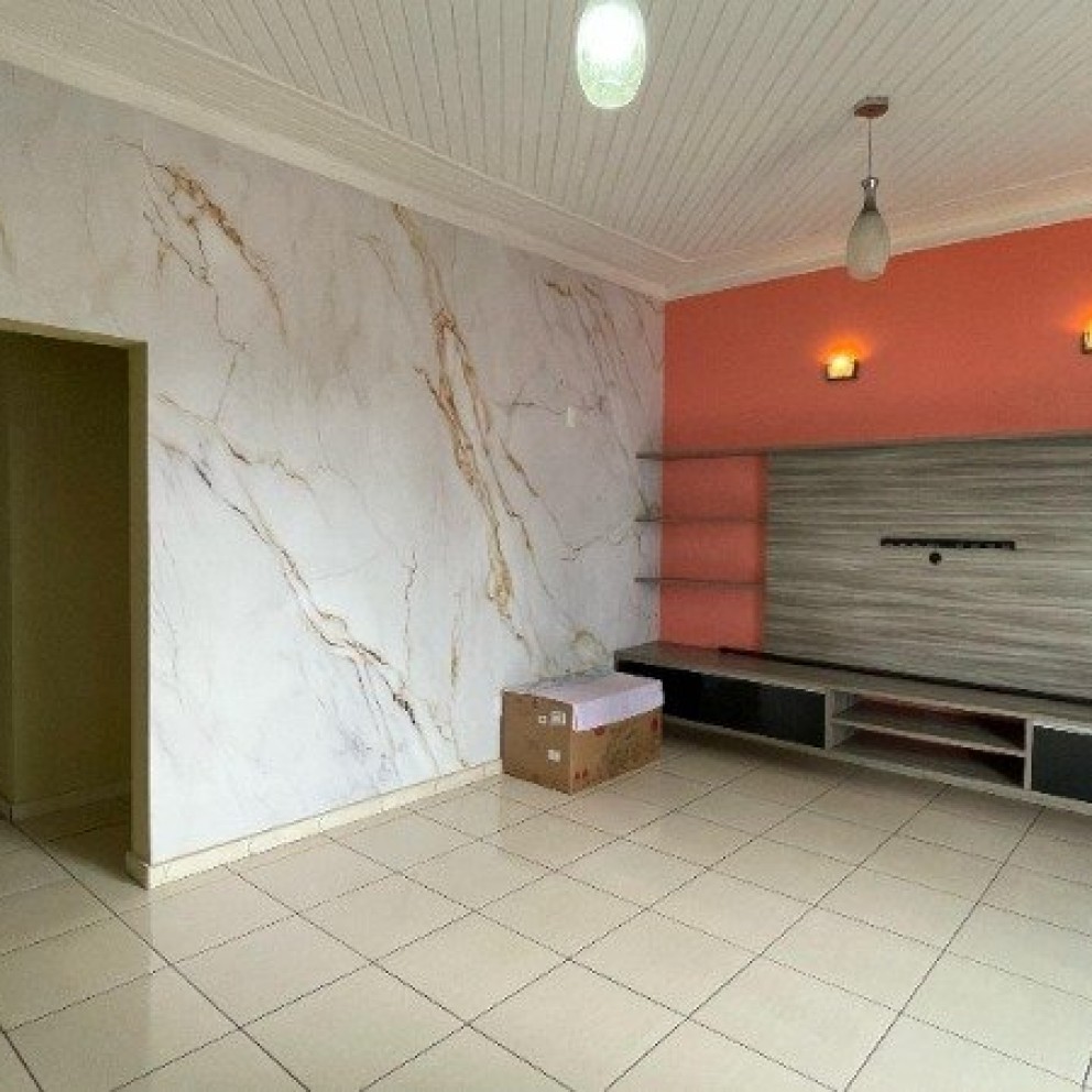 VILA FARAH