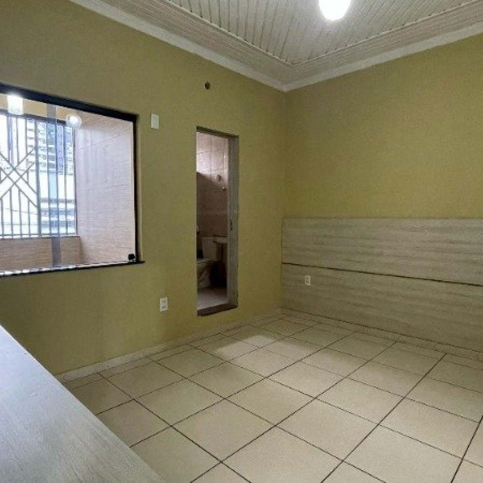 VILA FARAH