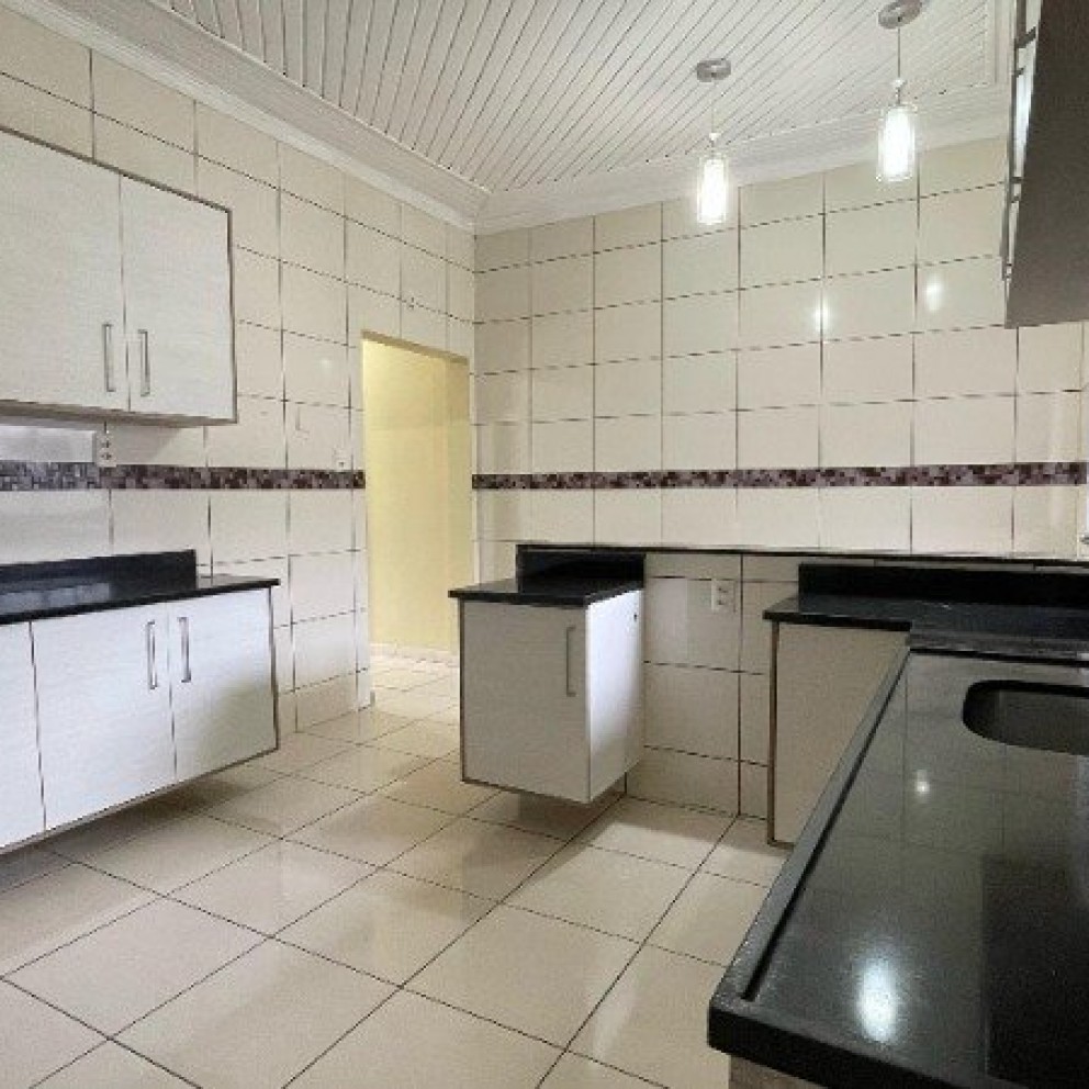 VILA FARAH