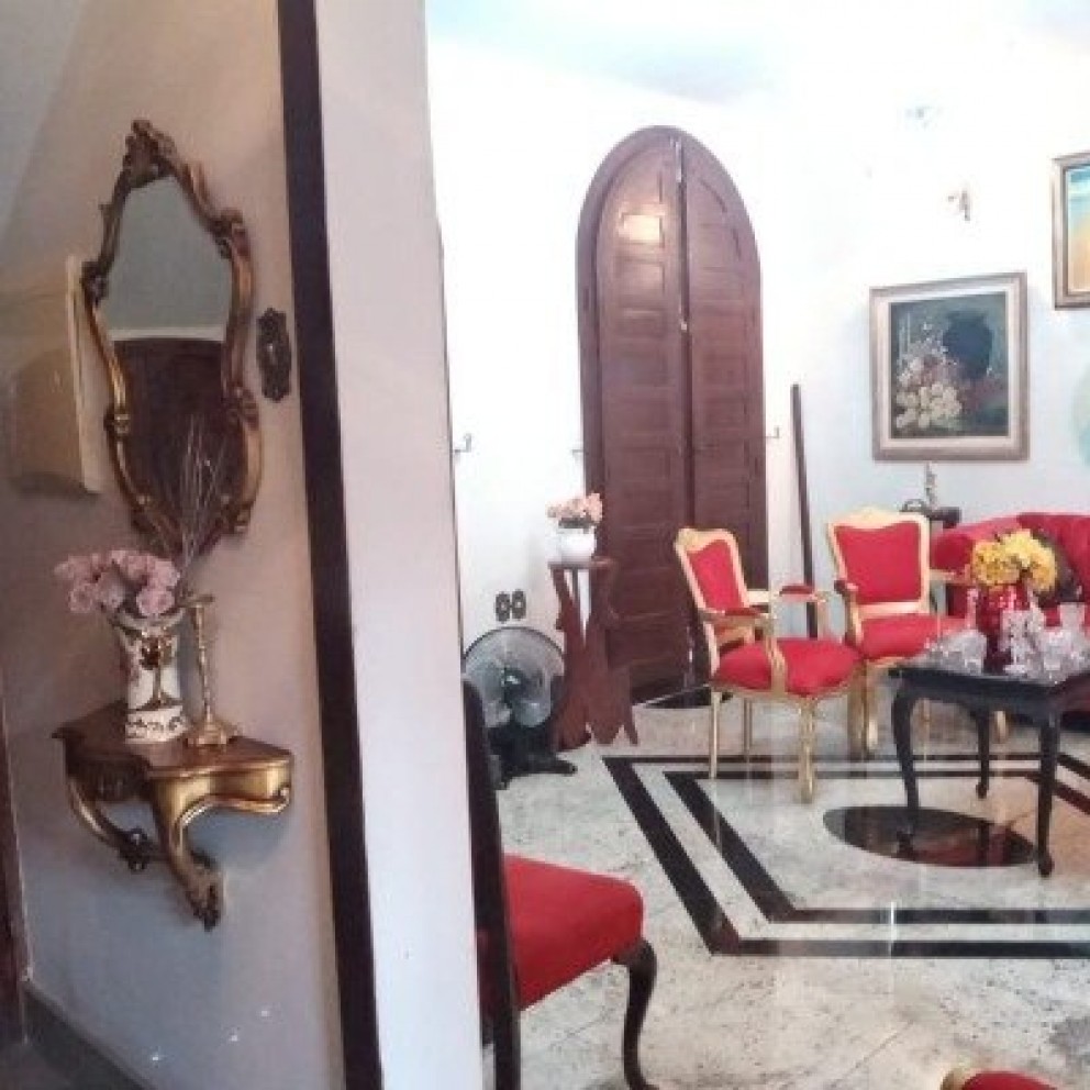 Casa de 2 Pavimentos 