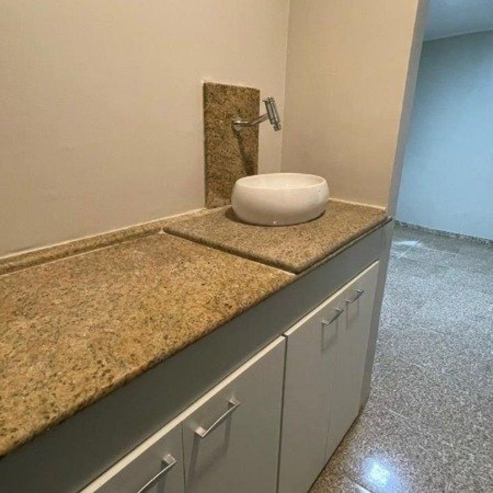 Salas Em Prédio Comercial